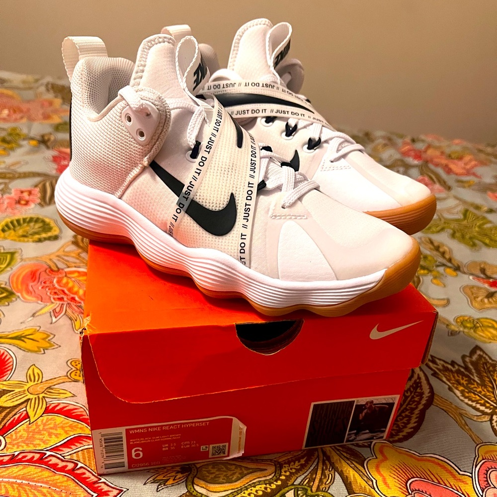 Nike White and Black Athletic Shoes